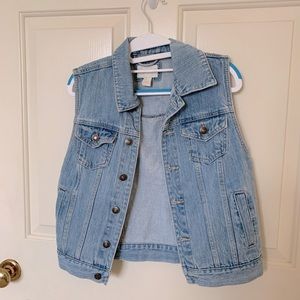 Denim Vest 💙